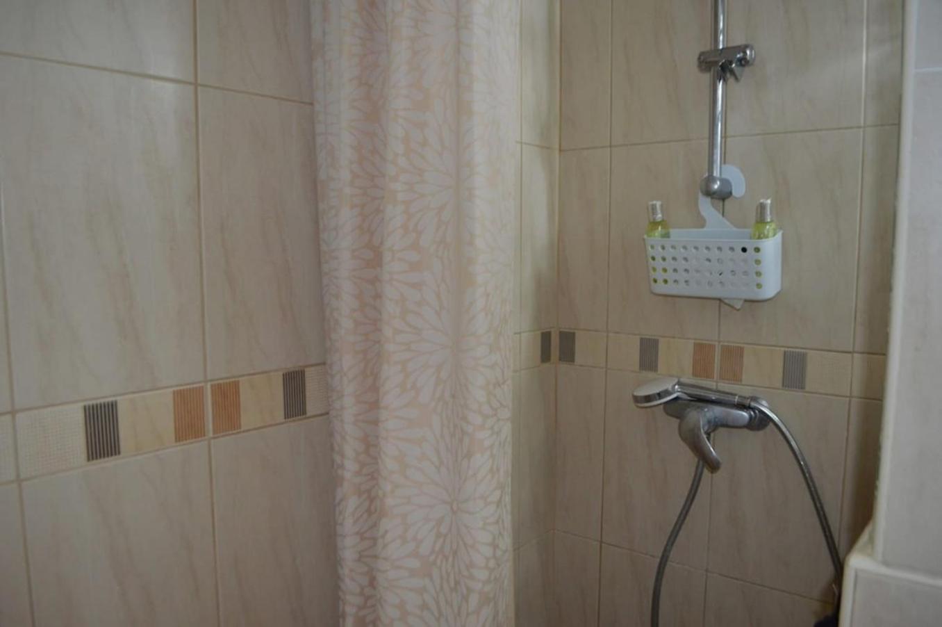 Lovely 1 Bed Apartment In Castle Harbour C108 Los Cristianos  Exterior foto