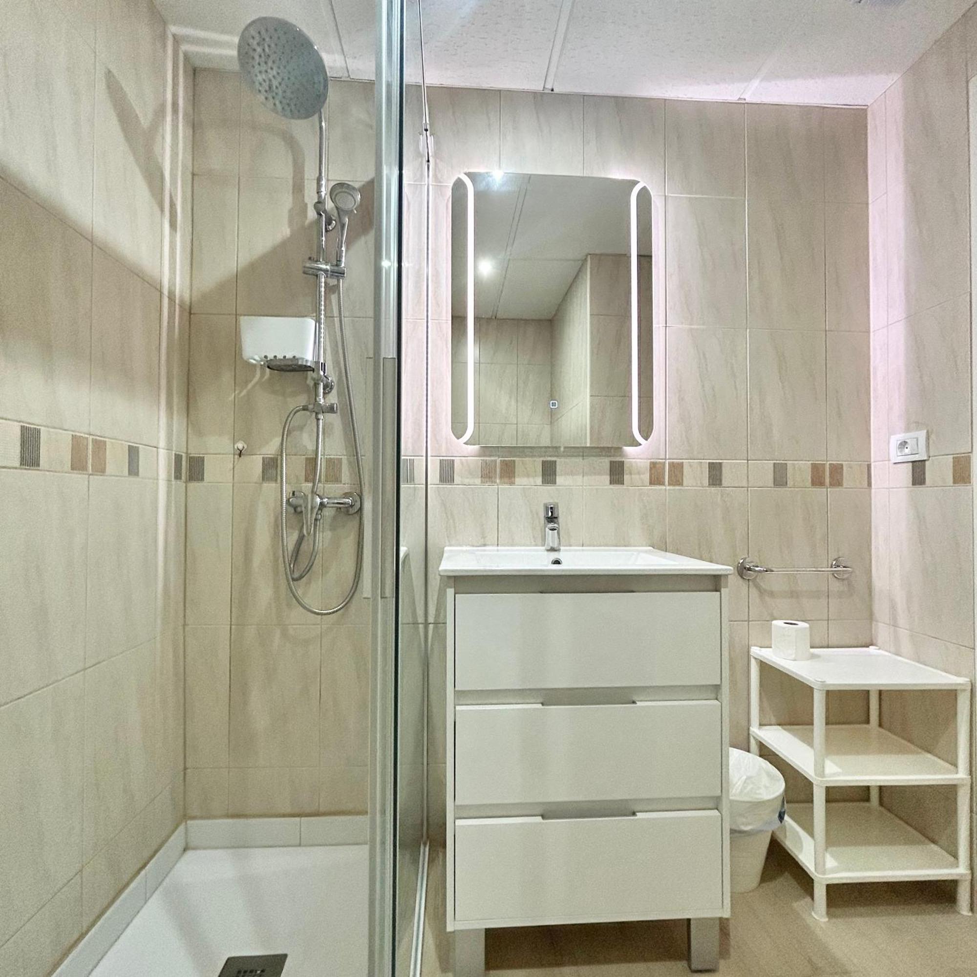 Lovely 1 Bed Apartment In Castle Harbour C108 Los Cristianos  Exterior foto